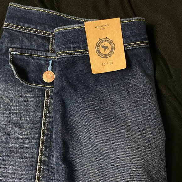 2 jean skirts (Dickies and Abercrombie) with tags! - Picture 2 of 2